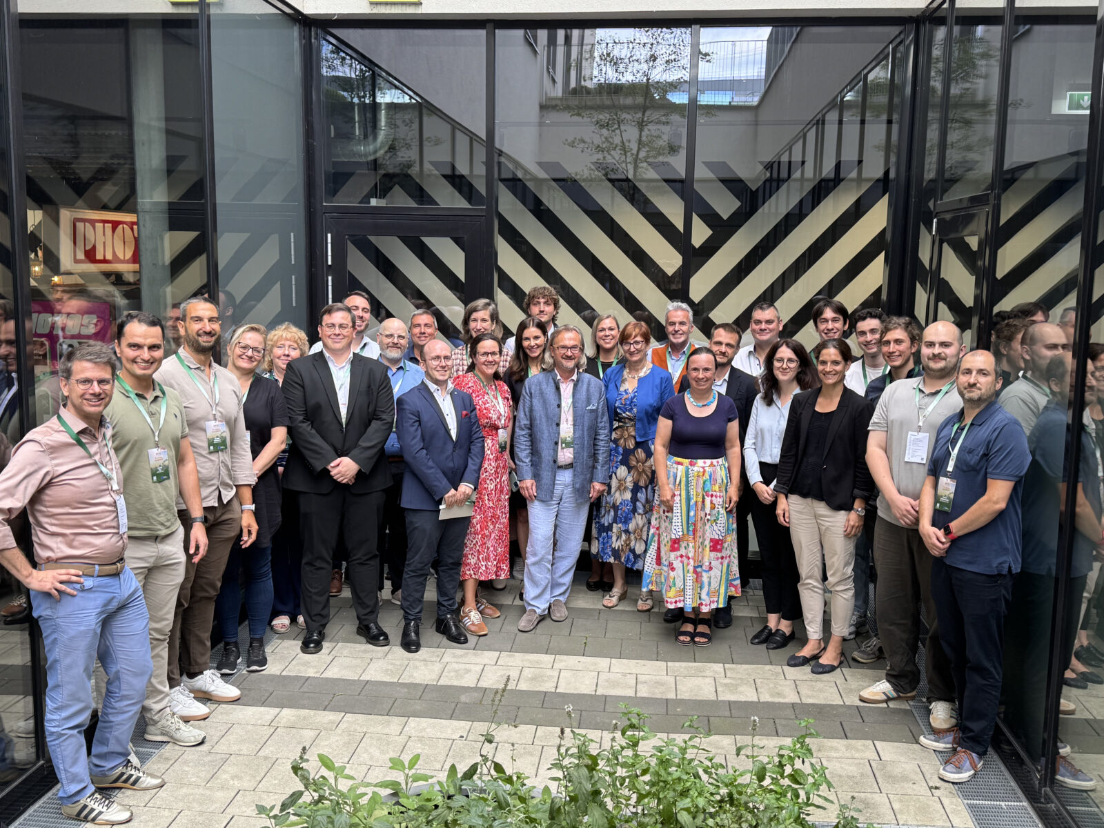 group picture of participants of the RNE Summer Academy 2026