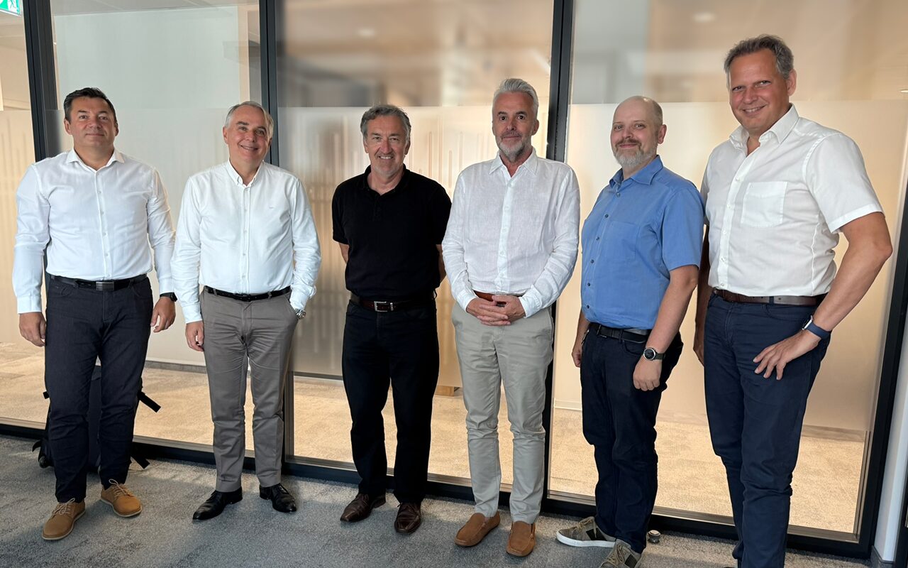UIC and RNE Discuss Current and Future Joint Initiatives. Group picture of UIC and RNE participants.
